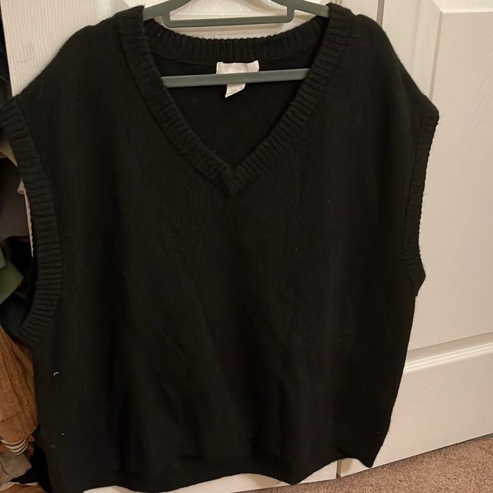 H&M Black Vest
